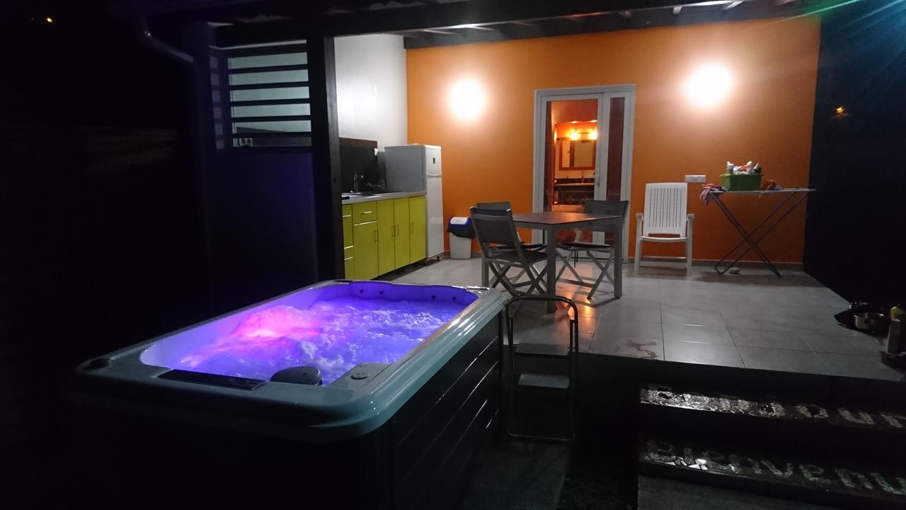 Reve Creole Villa Deshaies Luaran gambar